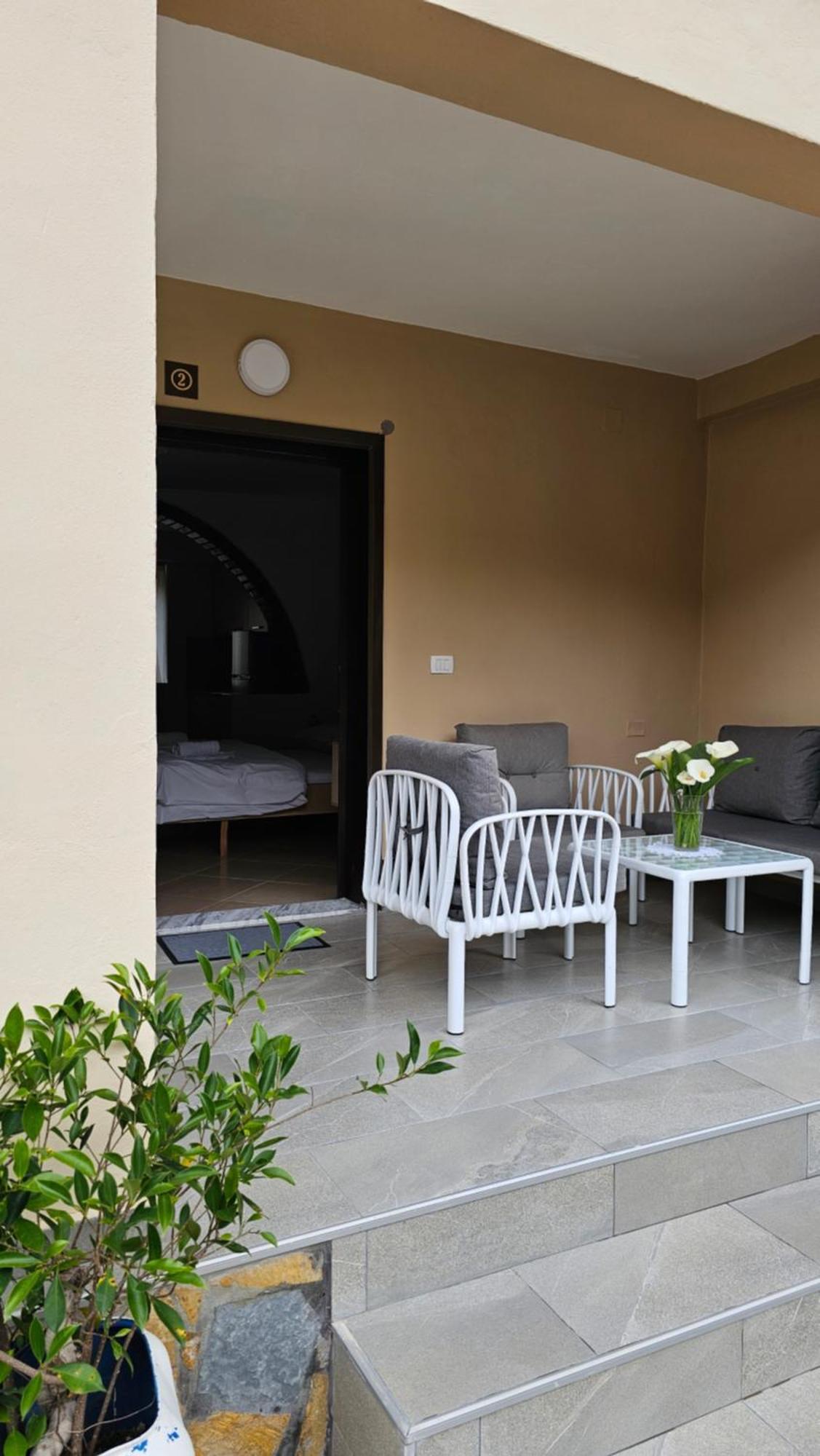 Aliaj Guest House Berat Exteriör bild