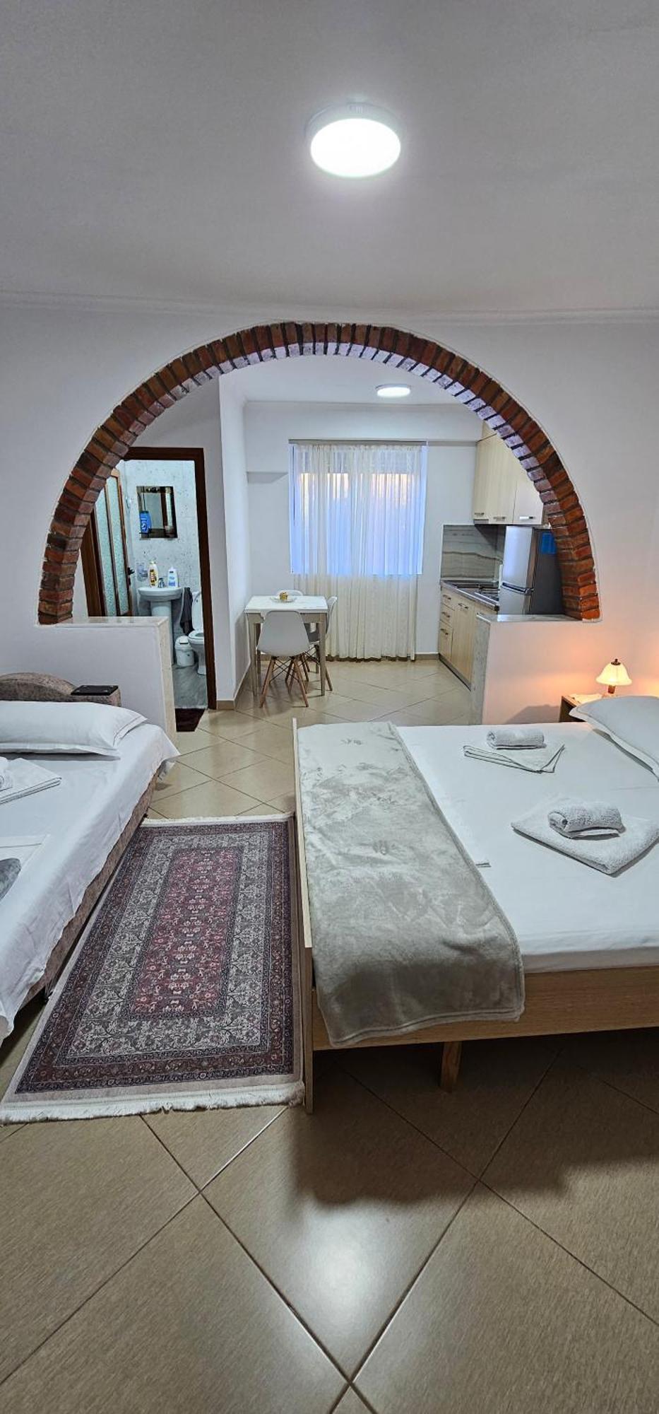 Aliaj Guest House Berat Exteriör bild